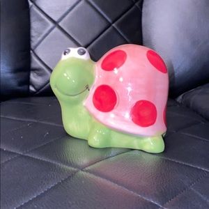 Snail piggy bank!